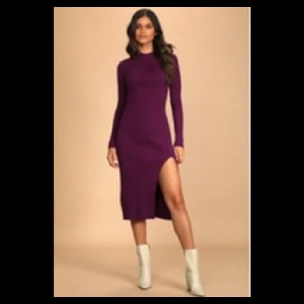 Beautful maroon color Lulus sweater dress with side split